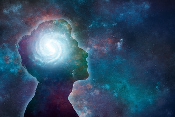 形容全力以赴的成语