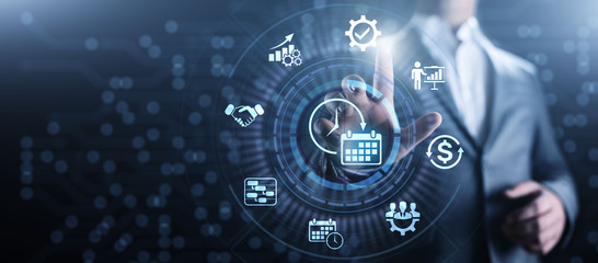 形容全力以赴的成语